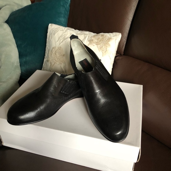 Charles Jourdan Monsieur Black Slip- On Loafer - Picture 4 of 6